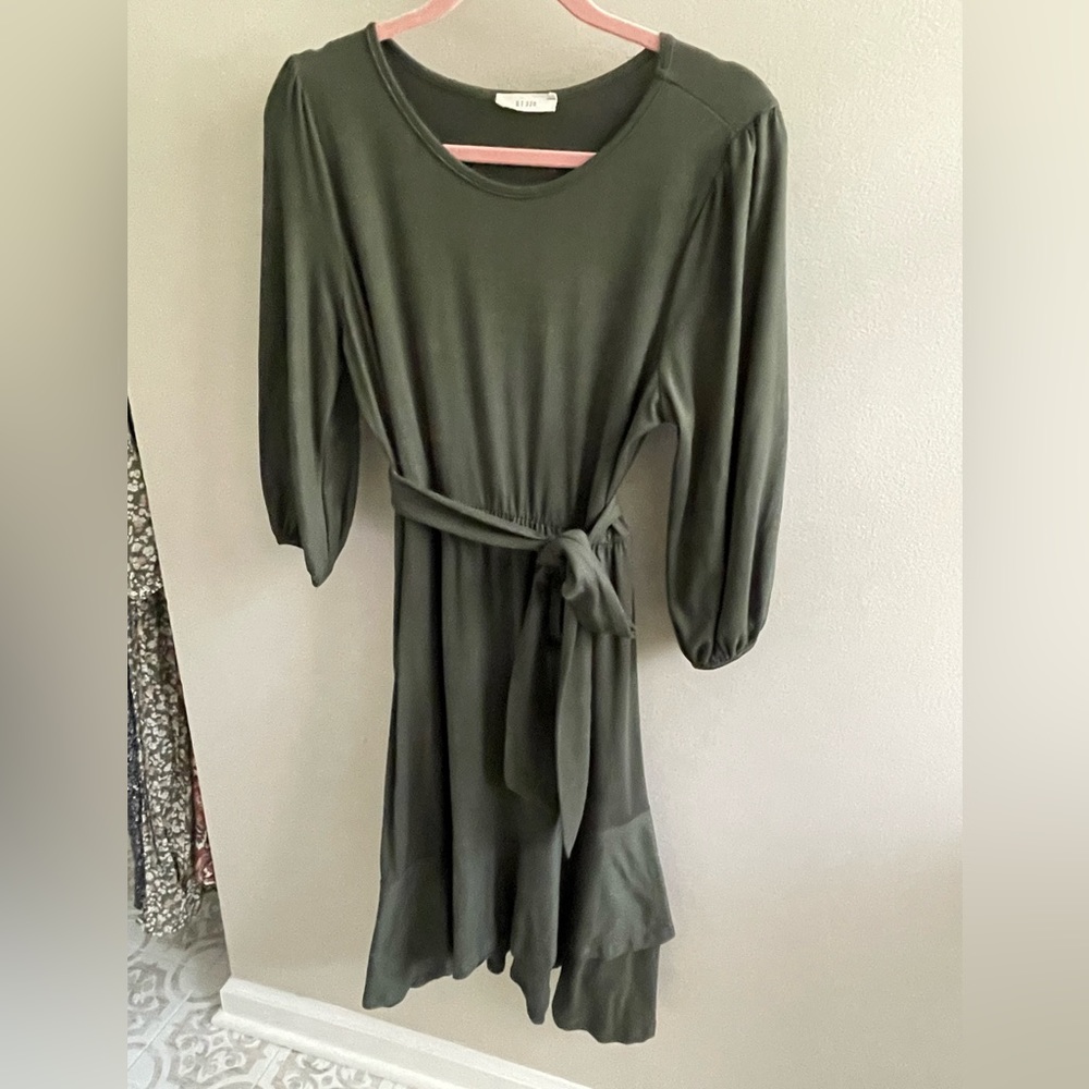 RJ220 Brand Green Hi-Low Midi Dress Small
